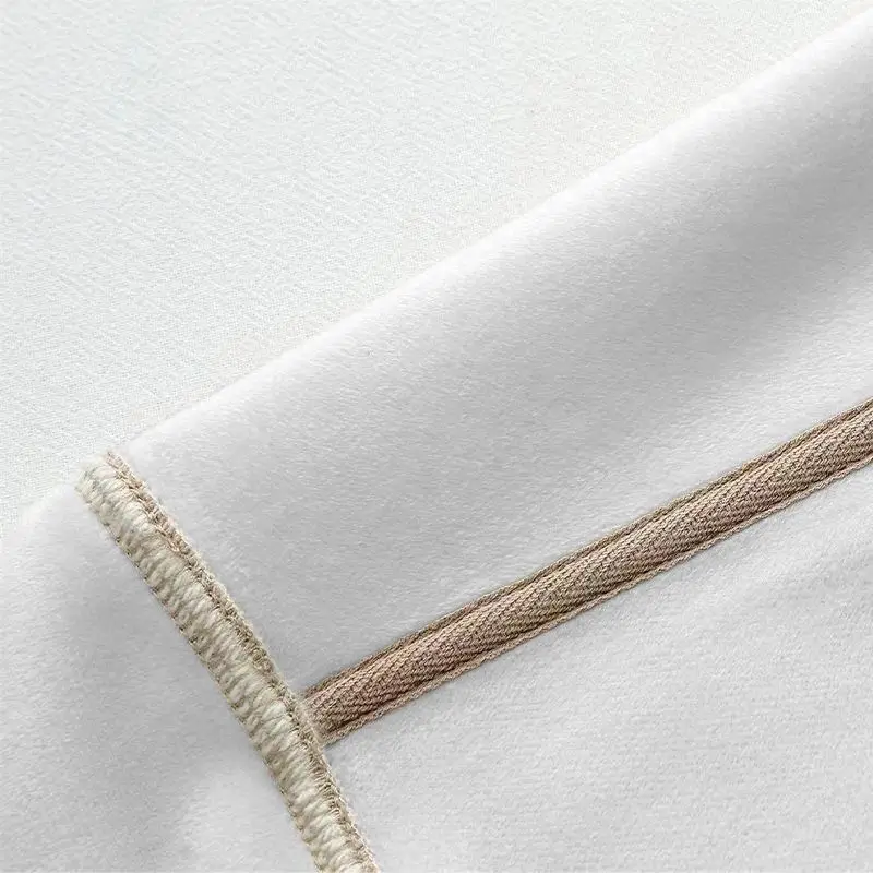 Рисунок 2 - Осенне-зимняя утепленная толстовка