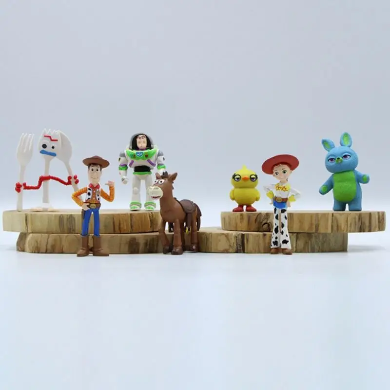 

Игрушечные фигурки из мультфильма Disney, набор для гаража, кукла «История игрушек», Базз Вуди, периферическая модель торта, настольное украше...
