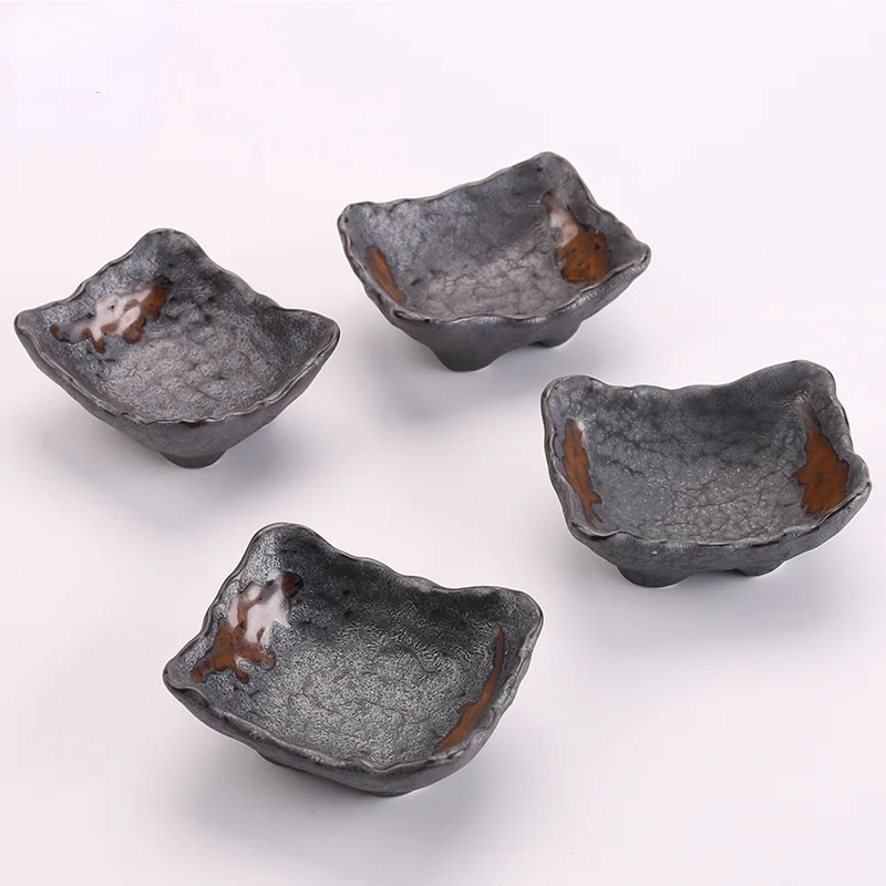 

Блюдо в японском стиле 3,5 дюйма с чесноком, горчичной, соевым соусом, уксусом, искусственная керамическая посуда для суши, креативная керами...