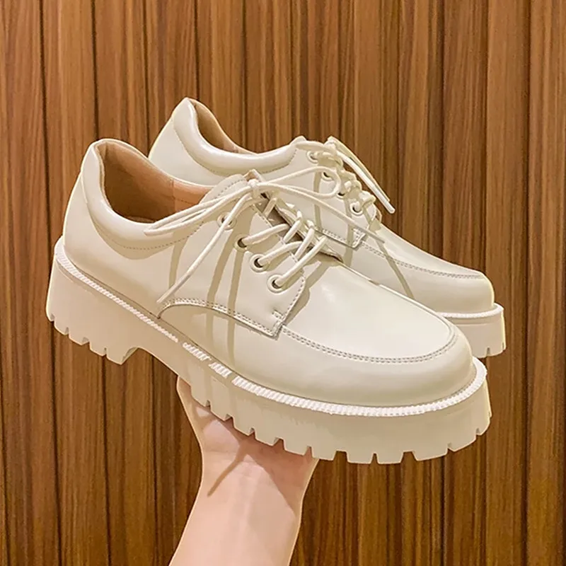 

Women Flat Shoes Genuine Leather New Spring British Style White Women's loafers Lace up Round Toe White Platform Shoes Women