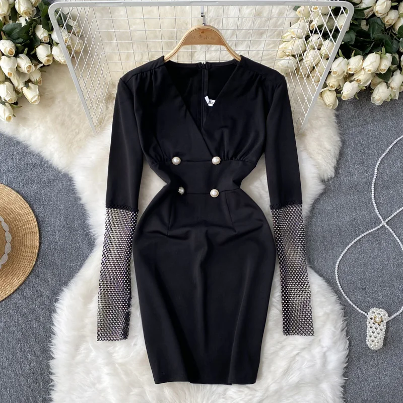 

Autumn New Light Mature Wind Temperament V-neck Double Row of New Splicing in the Long Paragraph Package Hip Evening Dress