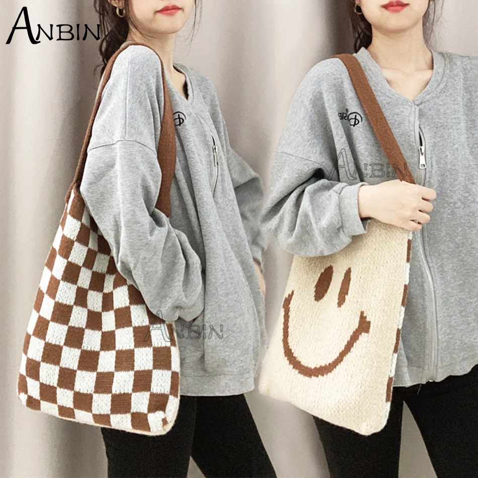 

Women's Classic Checkerboard Plaid Smiley Woolen Knitted Shoulder Bag Vintage Chic Large Capacity Ladies Casual Tote Handbag