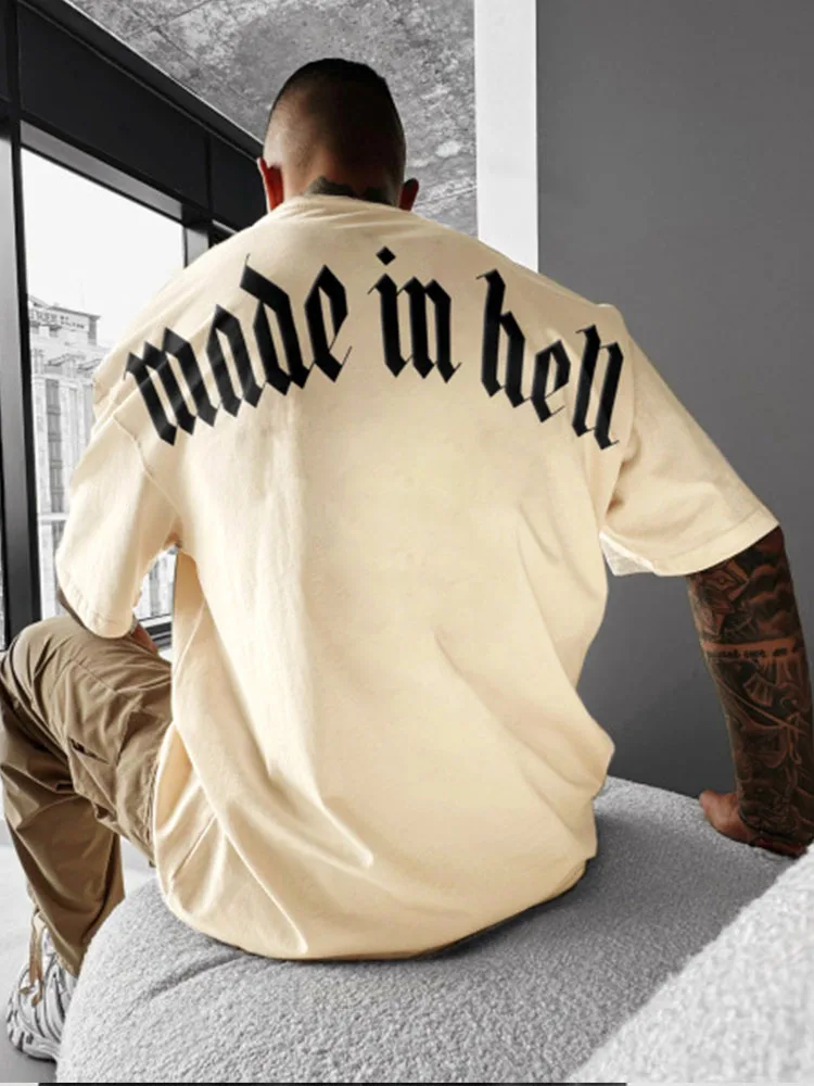 

Мужская футболка с коротким рукавом и круглым вырезом