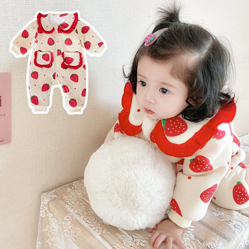 New Fashion Cute Winter Baby Girl Romper Newborn Photography Romper Cotton Strawberry Cartoon Fleece Warm Newborn Baby Clothes