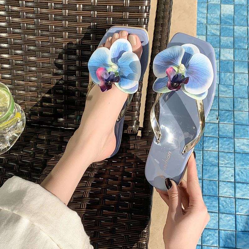 Модные тапочки больших размеров с бабочкой и орхидеей новинка лета 2024 модная