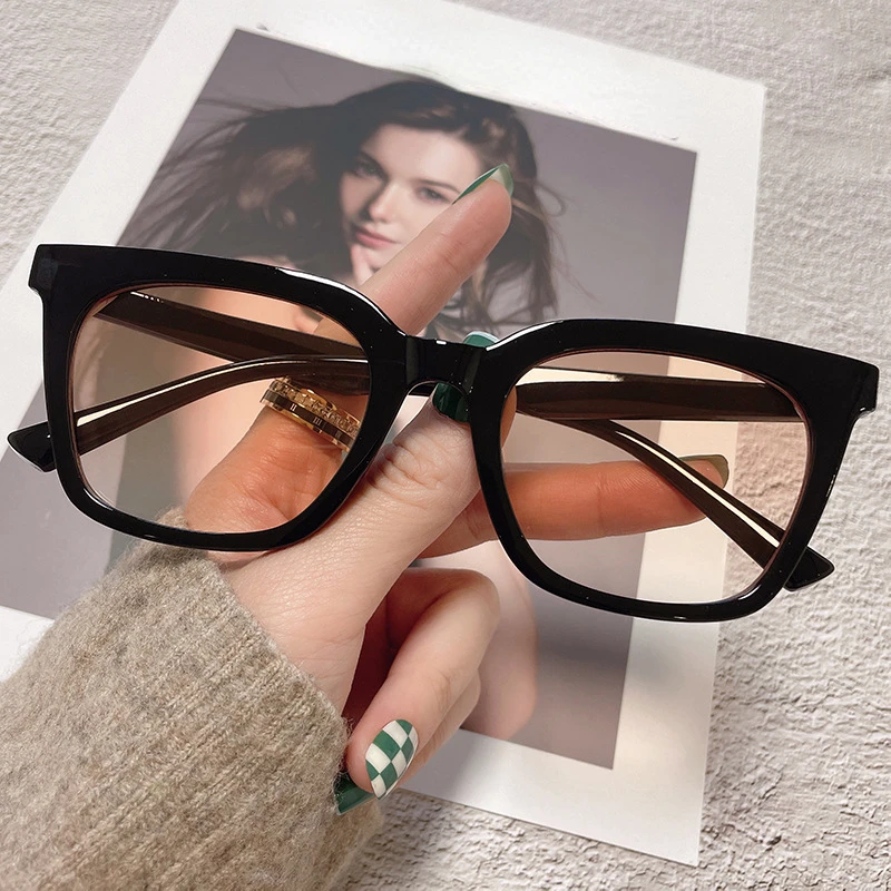 

Градиентные Розовые Квадратные Солнцезащитные очки женские Ретро коричневые солнцезащитные очки модные трендовые Универсальные солнцезащитные очки в черной оправе