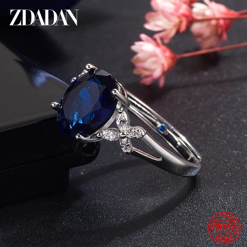 Женское кольцо из серебра 925 пробы с Овальным Изумрудом