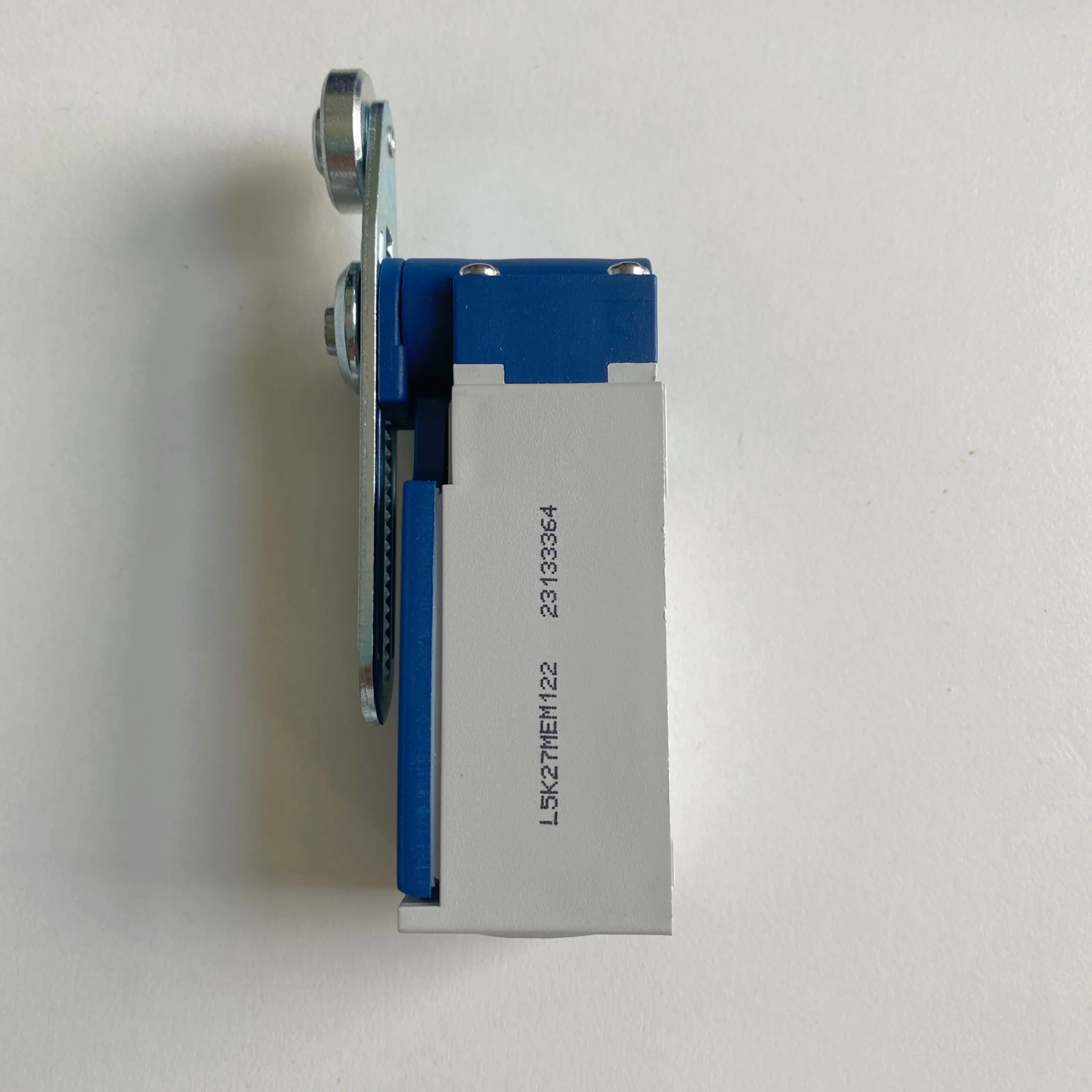 Новый оригинальный переключатель модели L5K27MEM122