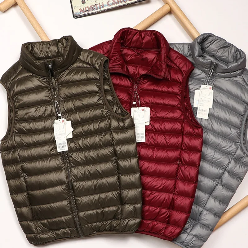Мужской стеганый жилет на утином пуху с капюшоном цвета в ассортименте