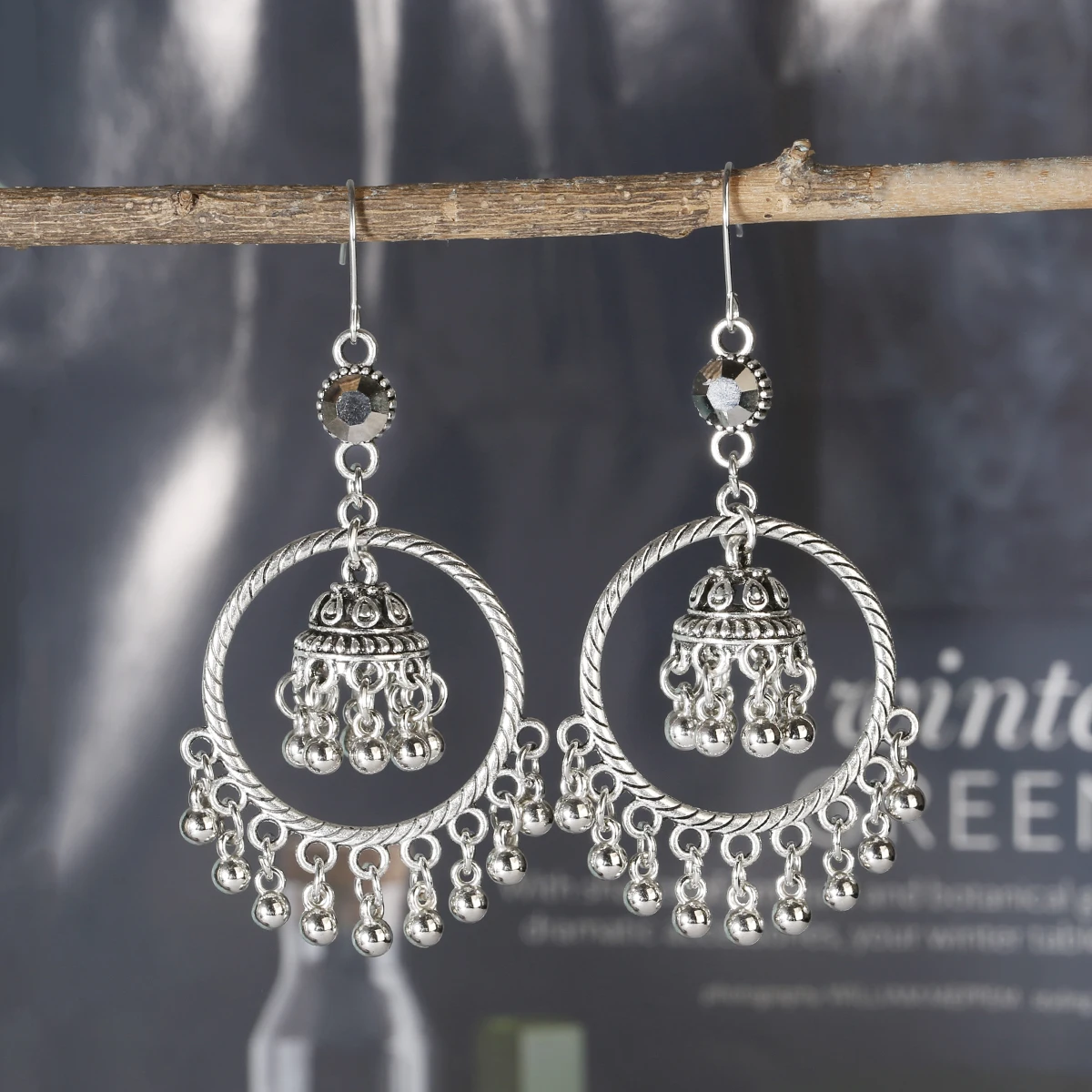 

1 Pair Hoop Earrings for Women's Silver Color Round Geometry Beads Tassel Earrings Vintage Fashion Alloy Jewelry Accessories