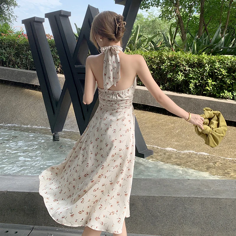 

2022 Summer Open Back French Sling Halter Floral Dress Woman