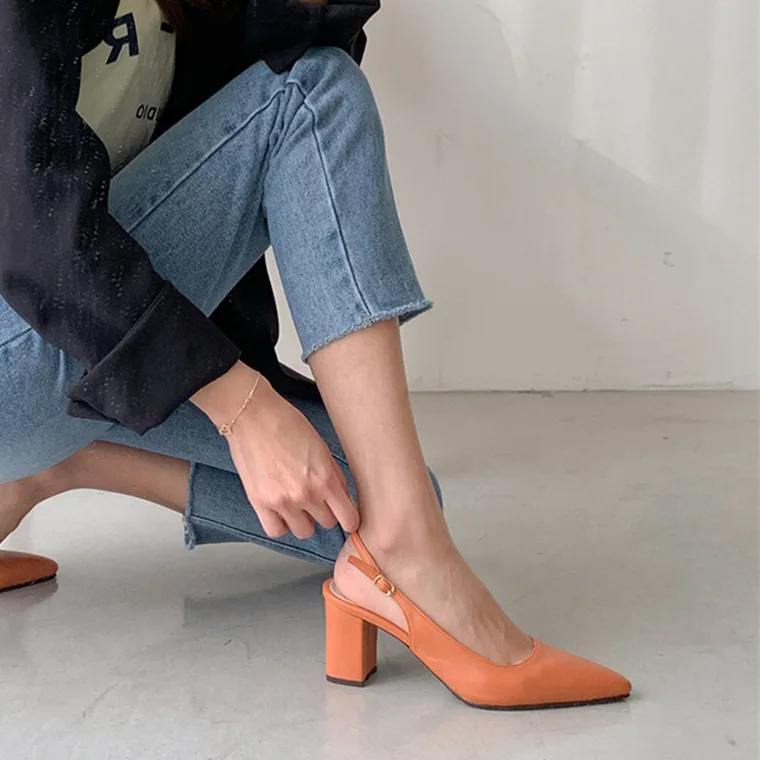 Женские босоножки с острым носком на Высоком толстом каблуке 7 см |