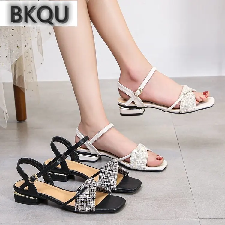 

2022 Summer New Ladies Sandals Two Wear Fashion Flash Drill Square Toe Thick Heel Low Heel Slippers Outdoor