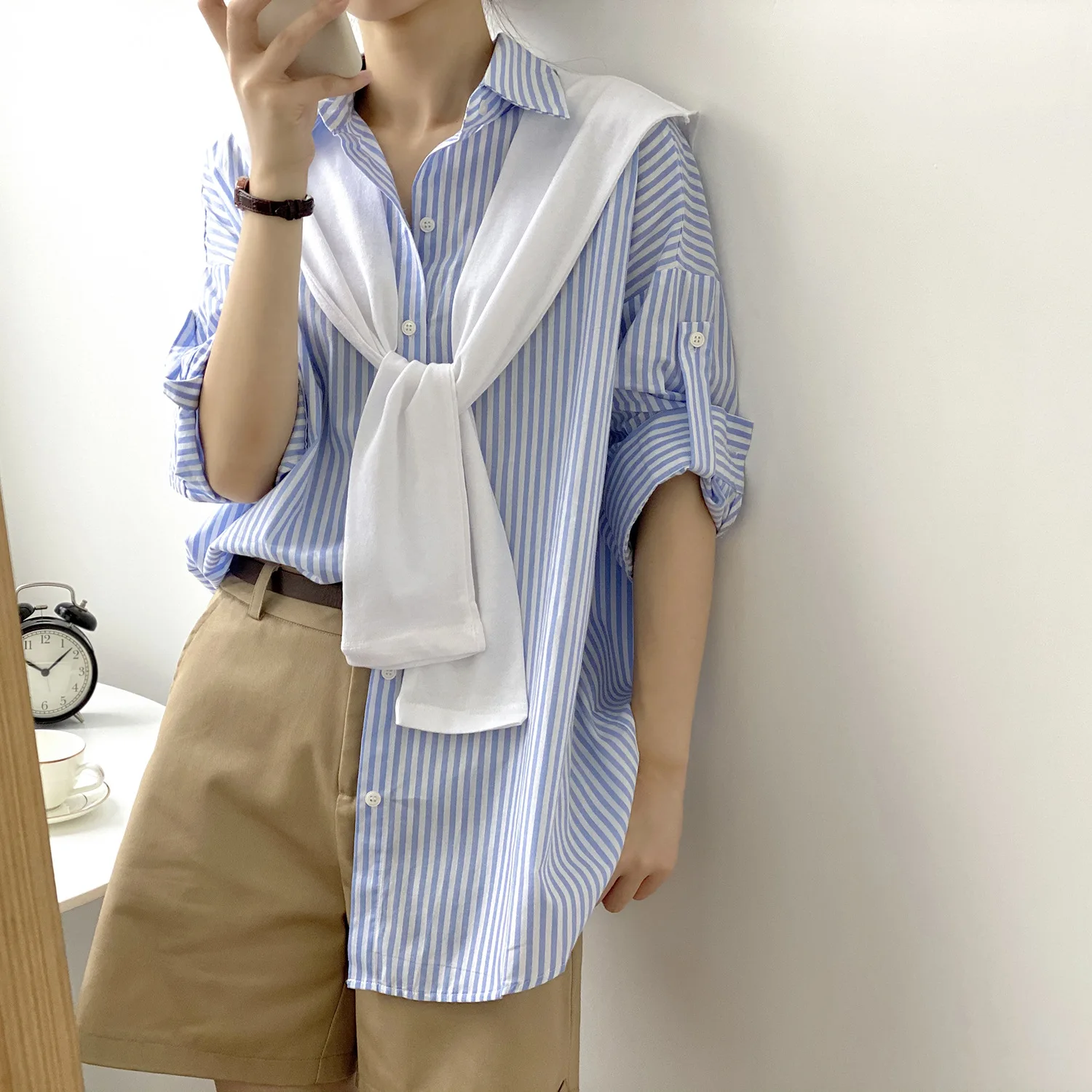 

Shirt Female 2022 Spring New Thin Shawl Striped Loose Jacket Design To Prevent Sun Shirt