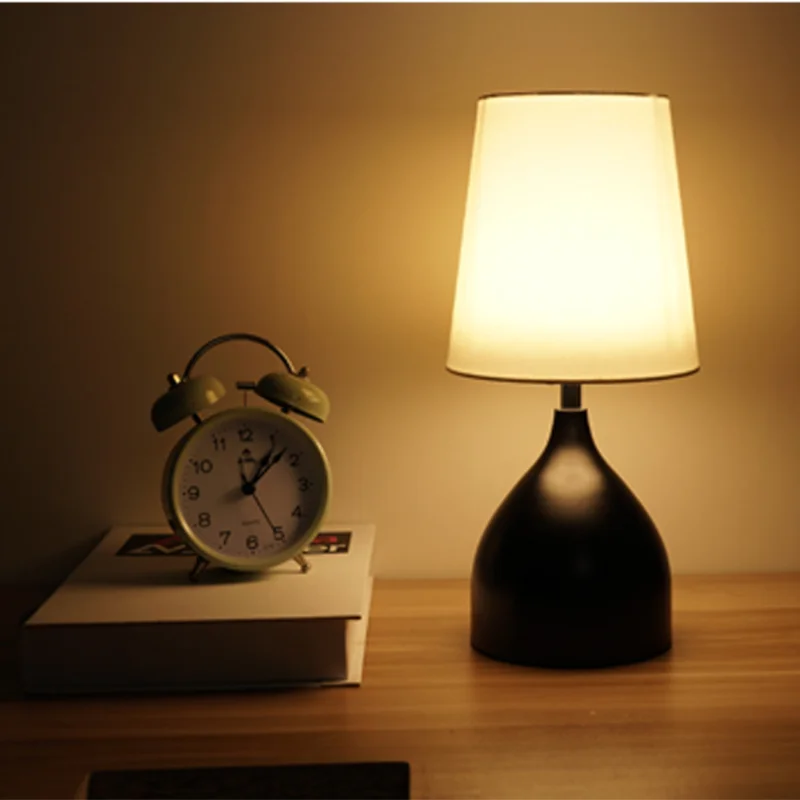 

Сенсорный домашний декоративный светильник, умная лампа с регулируемой яркостью в скандинавском стиле, настольная лампа, прикроватная лам...