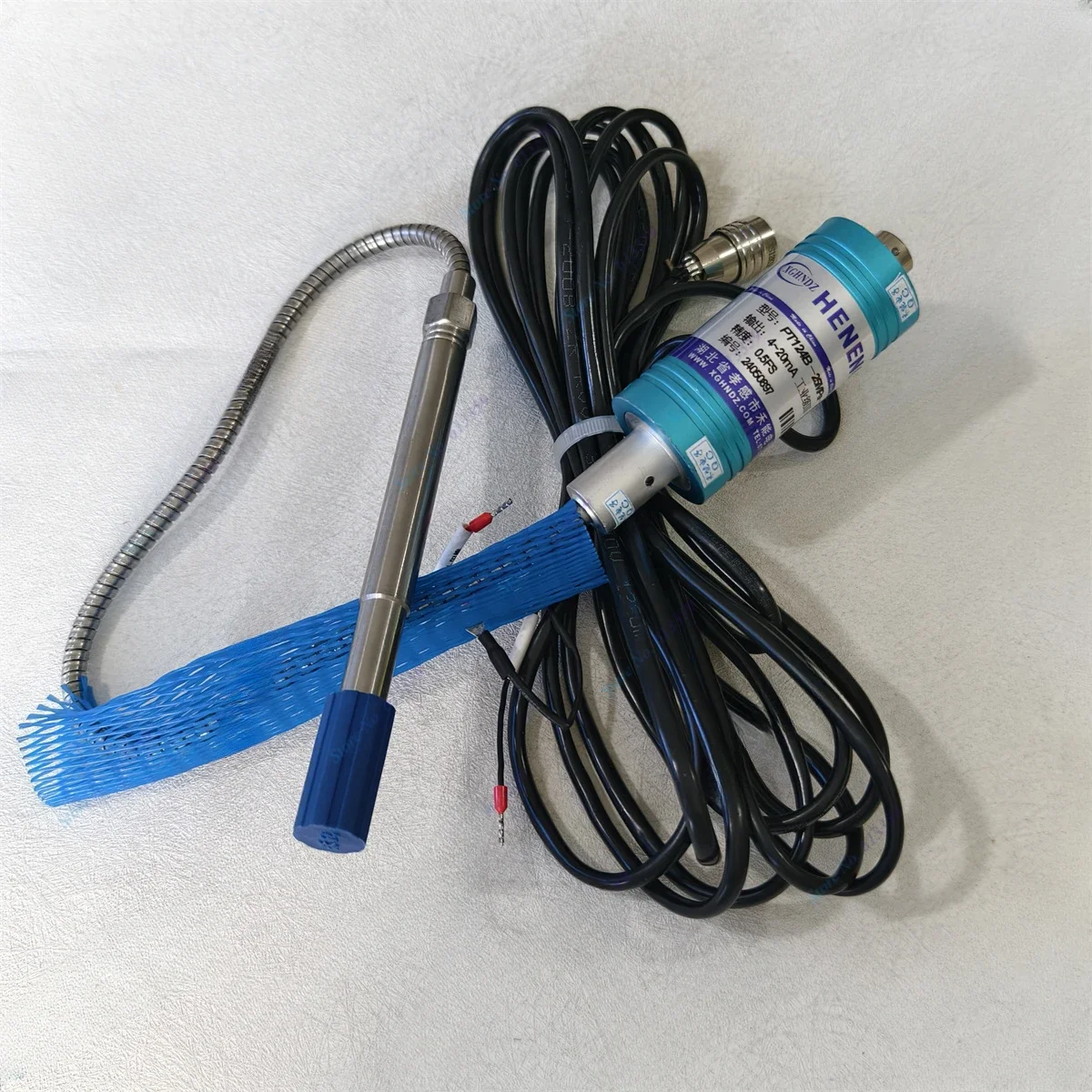 PT124B-25MPa-M14*1 5 HENENG 4-20 мА или 0-10 В Выходной высокотемпературный датчик давления