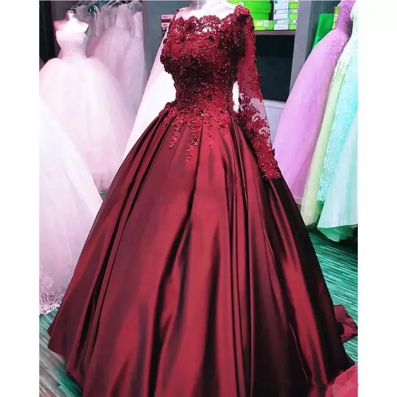 

Boat Long Sleeves Quinceanera Dresses For 15 Party Fashion Applique Beaded Formal Cinderella Birthday Gowns Hot