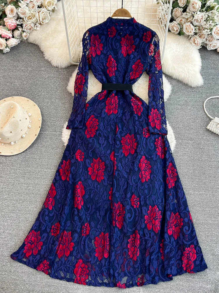 Элегантное кружевное платье женское демисезонное облегающее платье-трапеция с