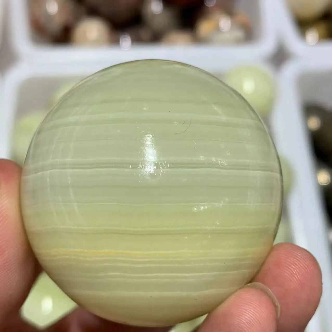 

Beautiful Natural Afghan Jade ball Crystal Energy Ball Reiki Healing Spirit Home Jewelry Room Decoration Gift