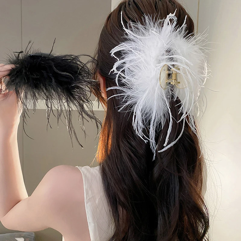 

Cute Ostrich Feather Hair Claw Plush Hair Clip Clamps Winter Hairpins Fashion Women Hairgrips Hair Accessories Party