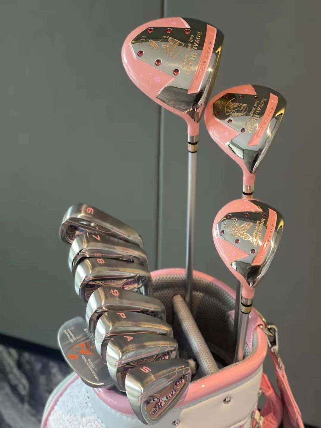 

Golf wemen's clubs Royal HONMA pink full set have bag