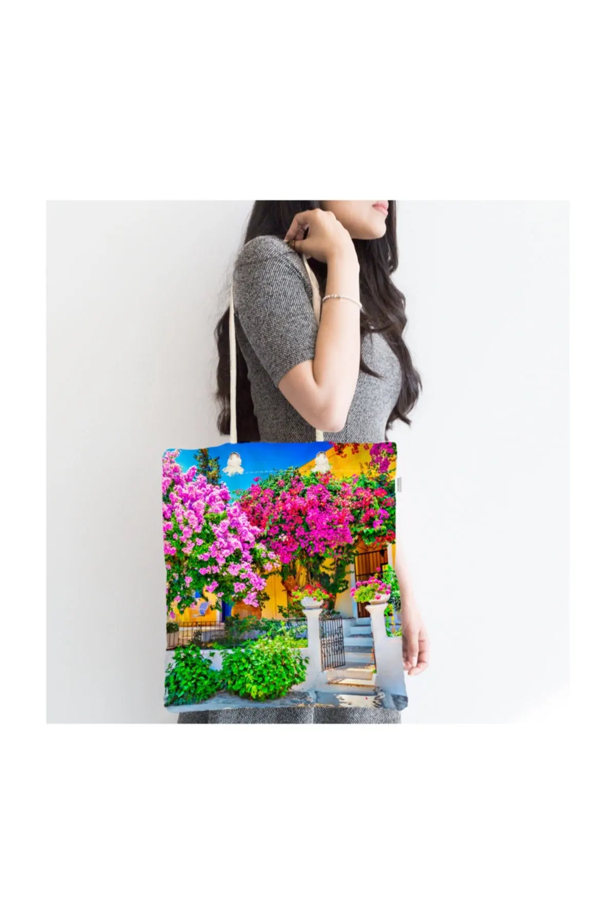 

Женская пляжная сумка на молнии с цифровой печатью, современный тканевый тоут с цветочной тематикой, модные летние большие сумки на плечо д...