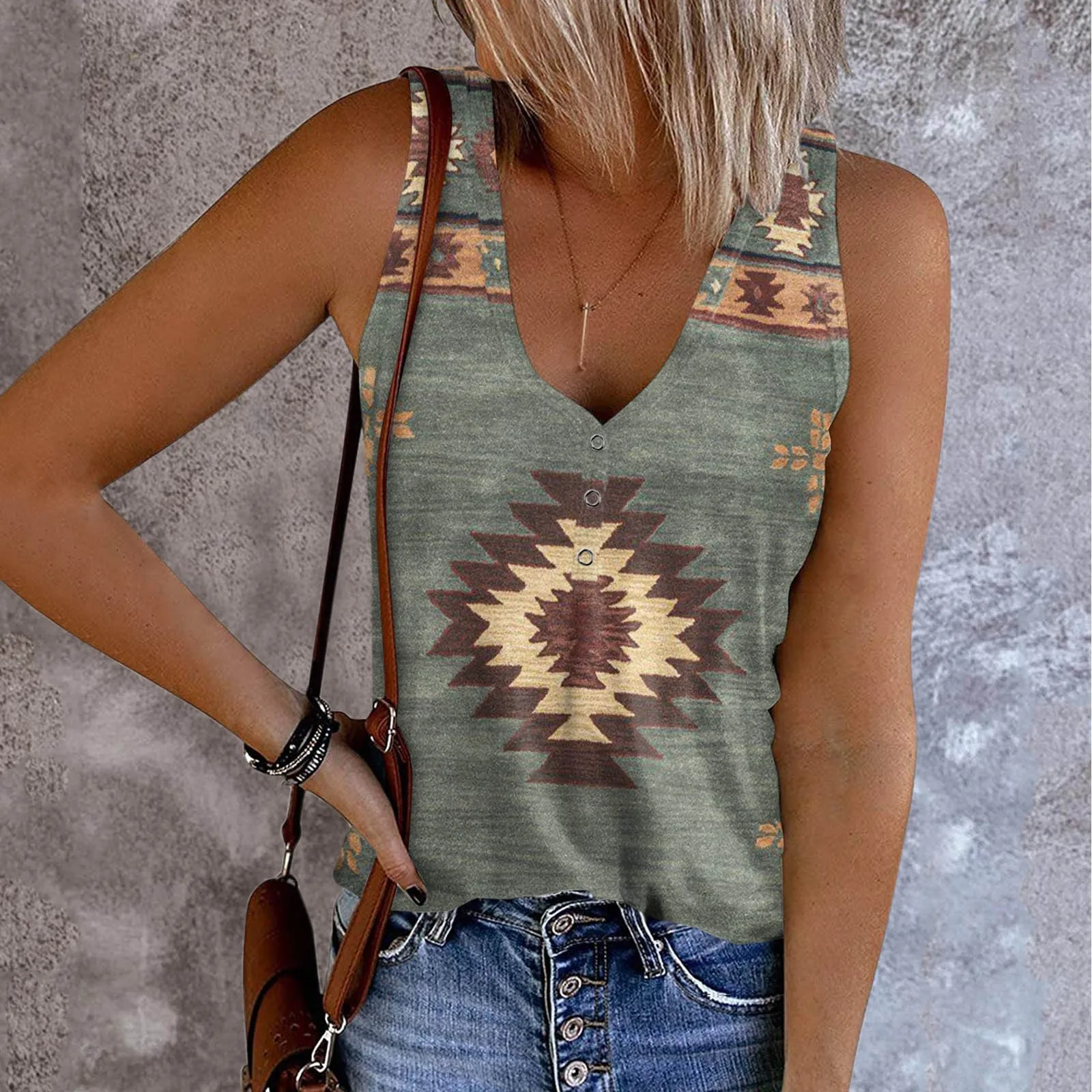 

2022 New Women Vintage Sleeveless Women T Shirt Round Neck Summer fashion Tees Tops Funny Graphics Ladies Female Tanks