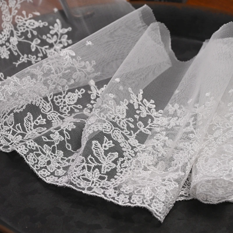 Вышитая гипюровая кружевная отделка белая и черная швейная лента теплое вязание