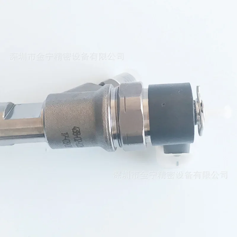 Инжектор 0445110585 с DLLA151P2421 соплом F00VC01363 клапаном.