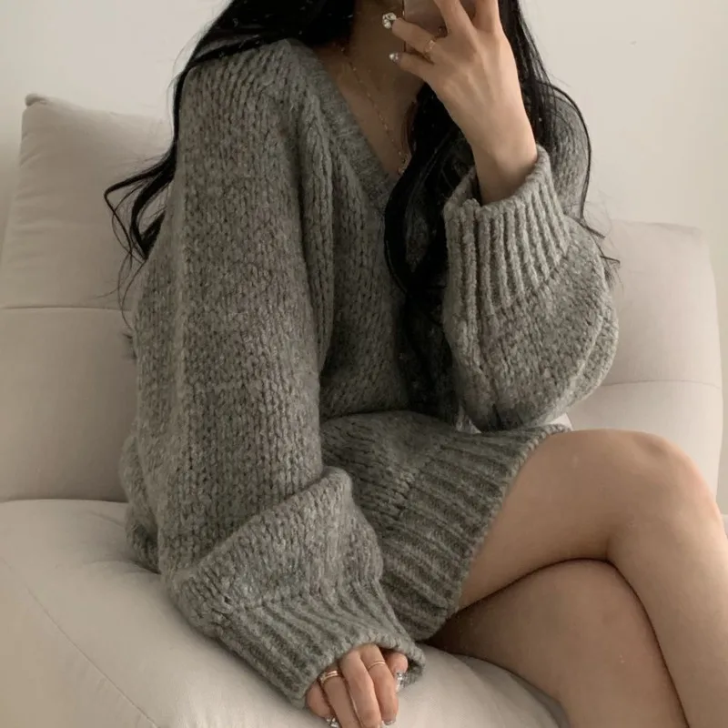 

FAKUNTN 2021 Simple Loose V-neck Pullovers Women O-Neck Oversize Autumn Sweaters Knitted Korean Fashion Long Sleeve Sweater Top