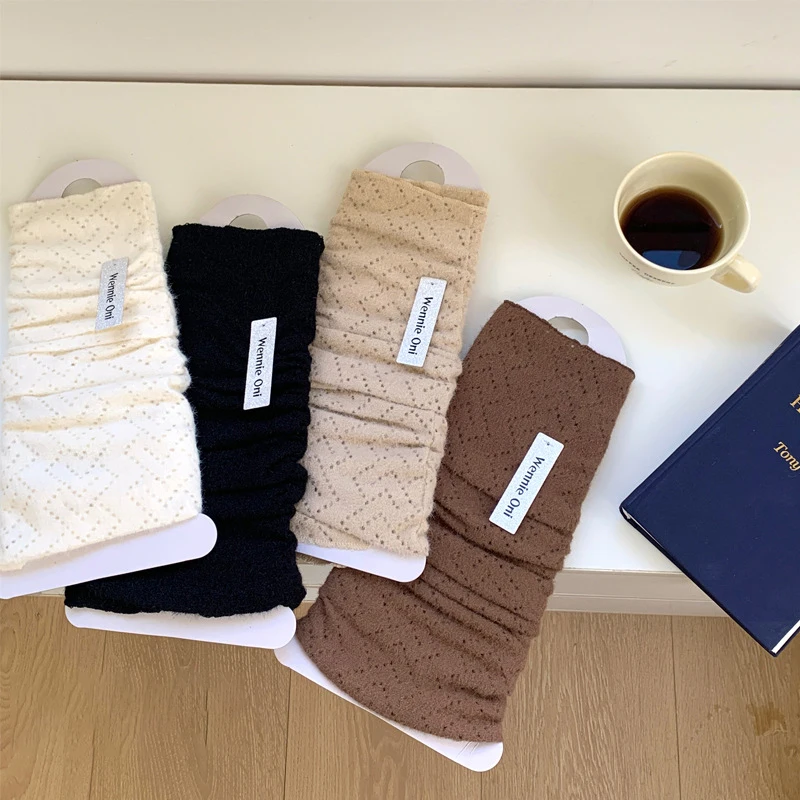 Женские вязаные гетры с люверсами и ромбовидной сеткой расклешенные рукава для