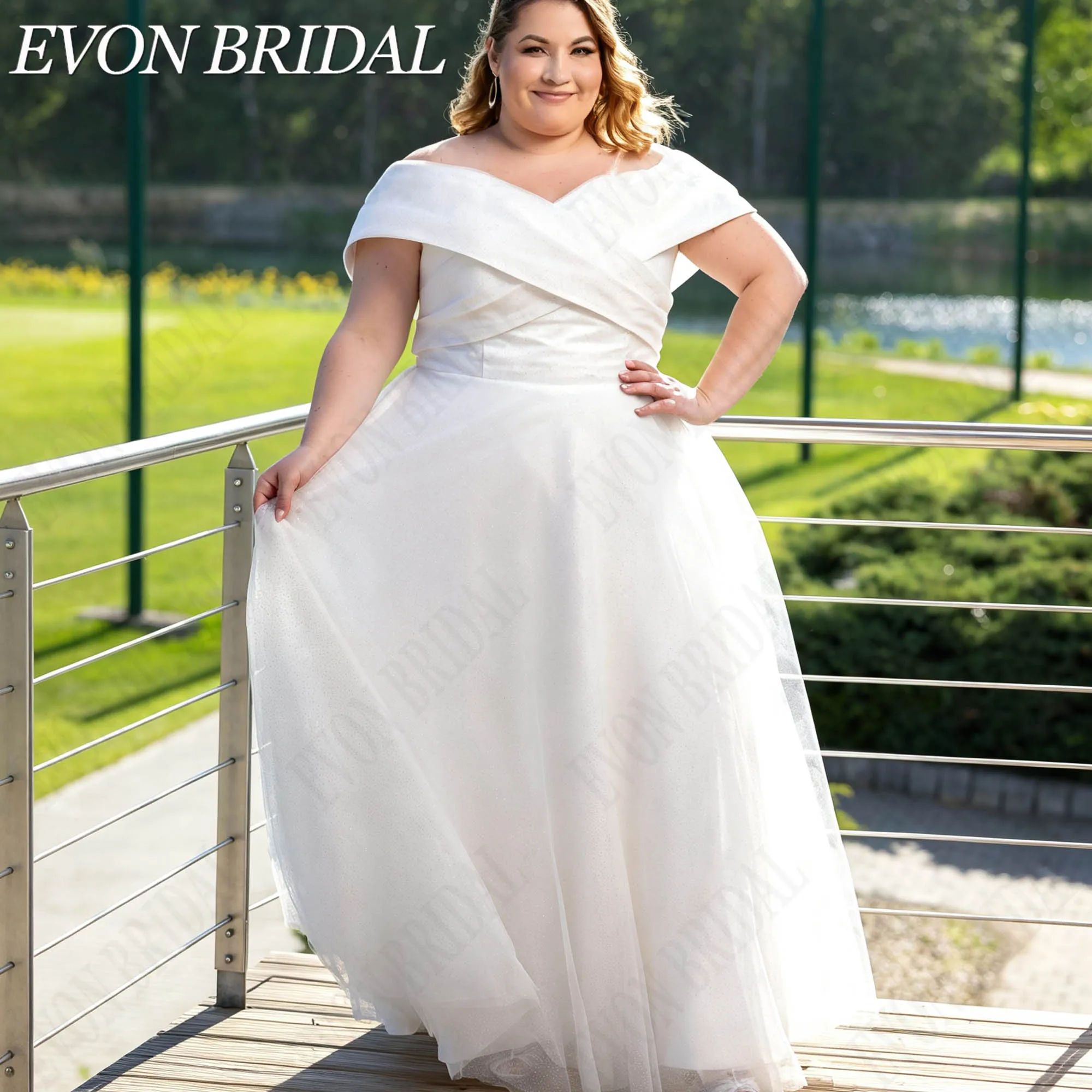 Фото EVON BRIDAL Свадебное платье большого размера без плеч минималистичное А-силуэт для невест вырез в форме сердца индивидуальный пошив простое свадебное платье для женщин элегантное длинное подвенечное платье на заказ №1