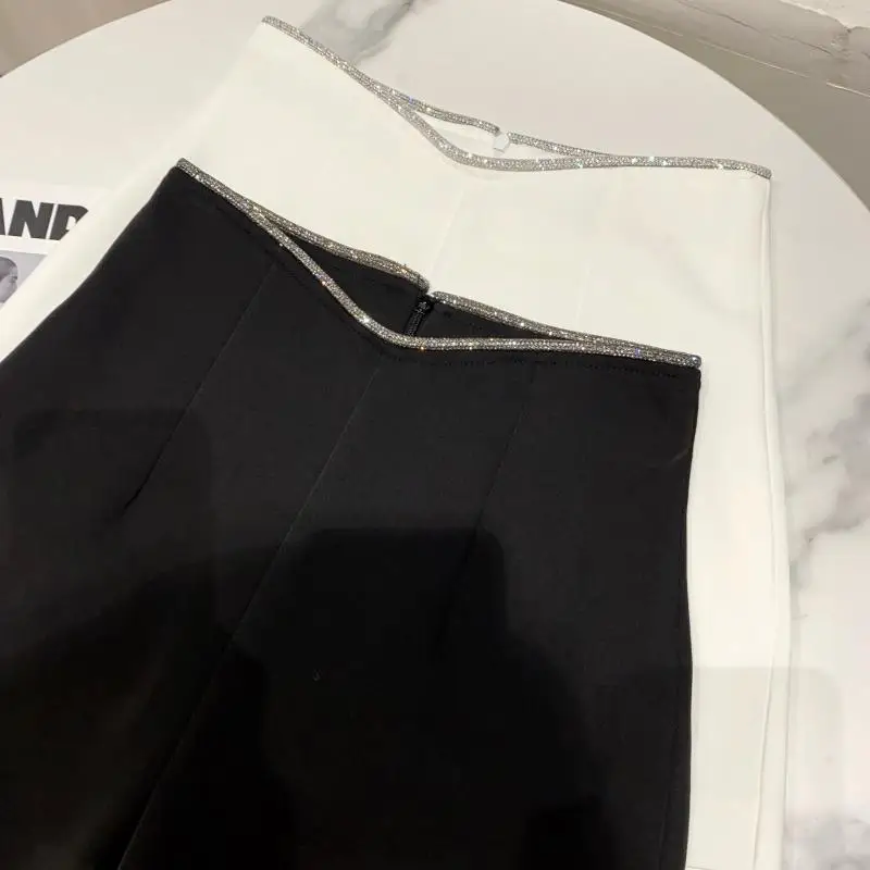 2023 Spring Summer New Rhinestone Shiny High Waist Design Short Pants Simple Temperament Women's Three-Point Suit Shorts