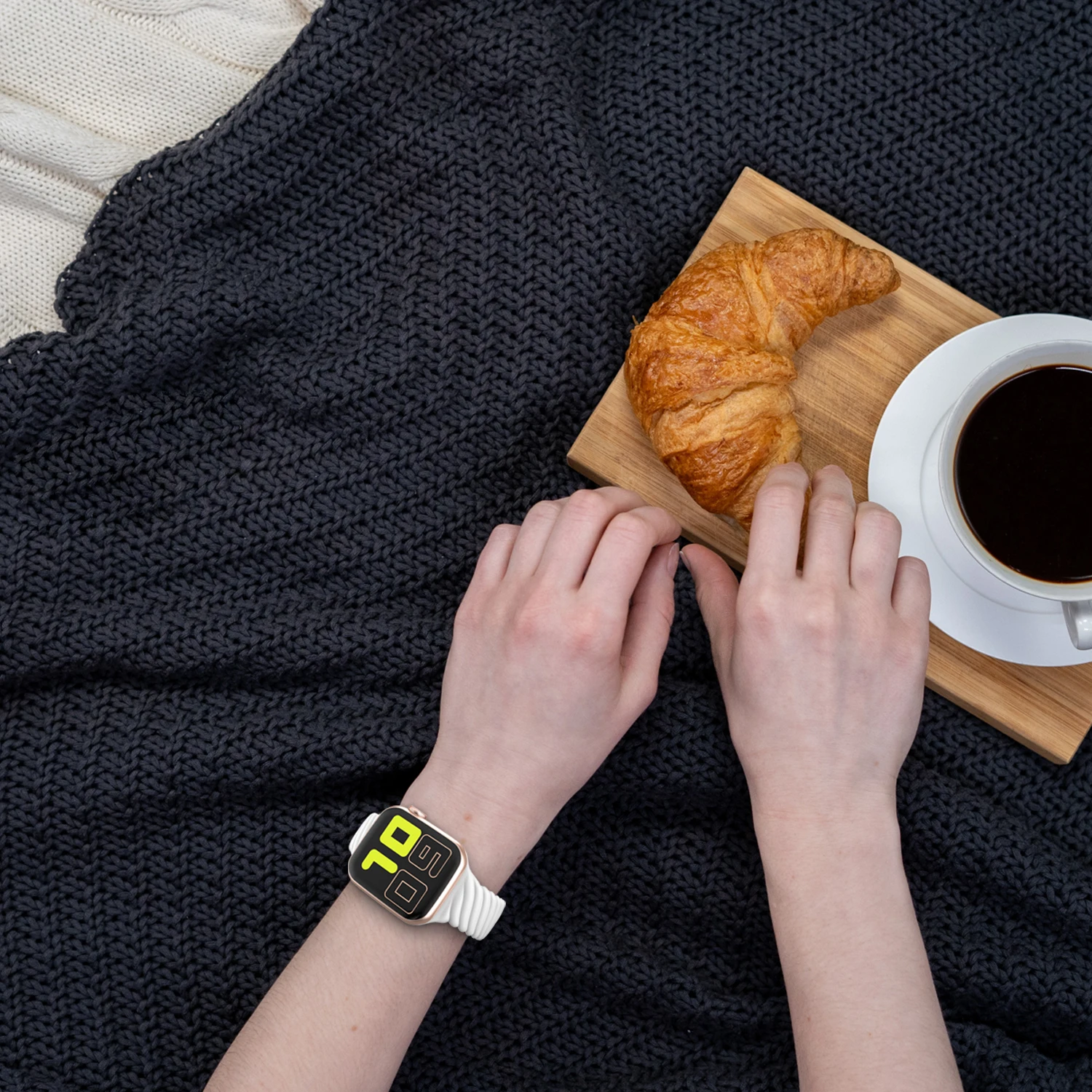 9Colors Sports Silicone Watch Strap For Apple Watch Band 44/45/42Mm, 41/40/38Mm Smart Accessories Iwatch Series 8 Ultra 7Se3564