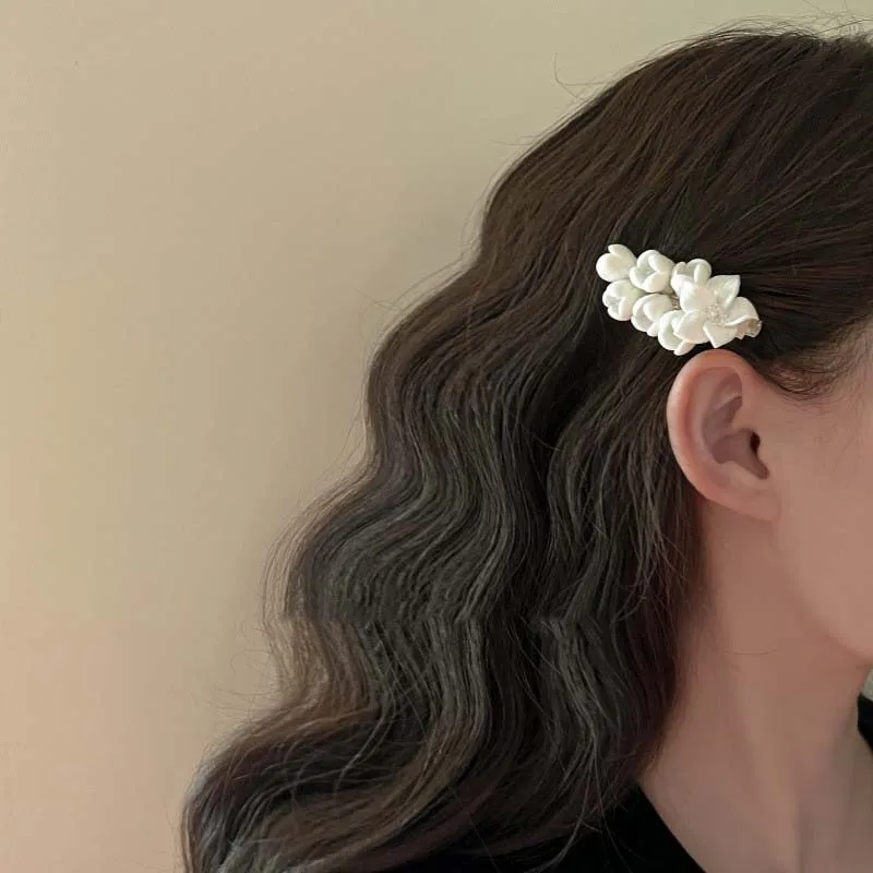 

French Retro White Ceramics Jasmine Flower Hair Clips Ancient Style Hanfu Accessories Small Hairpin Side clip Hair accessories