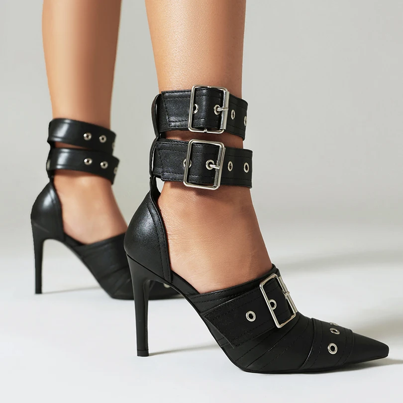 Женские босоножки на высоком каблуке с острым носком и металлическим ремешком