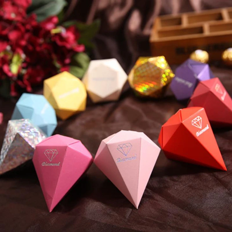 

Diamond Shape Glitter Favour Boxes Wedding Party Sweet Choclete Gift Candy Box Anniversary Engagement Table Decorations