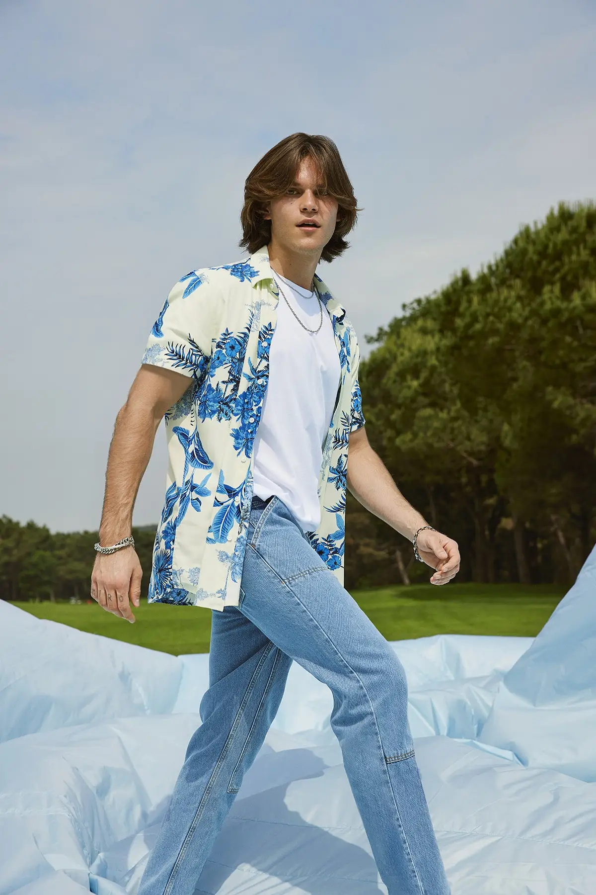 

Men's Regular Fit shirt collar short sleeve floral shirt TMNSS20GO0221