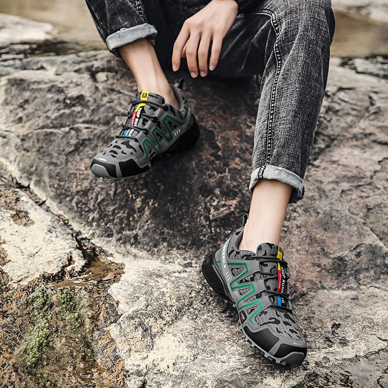 Men's Shoes Waterproof Hiking Shoes Outdoor Hiking Fishing Shoes Wear-Resistant Woodland Cross-Country Shoes Men Sports shoes