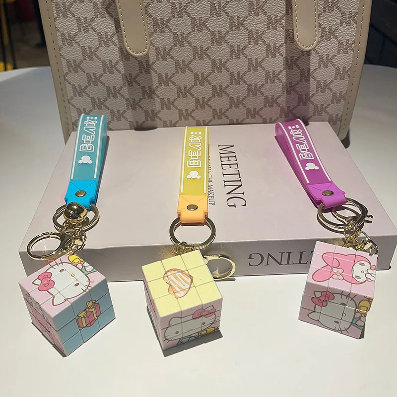 

Новинка, брелок Sanrio Hello Kitty, милый мультяшный кулон в виде коричной мелодии, кольцо для ключей, милые украшения, аксессуары для девочек и дете...