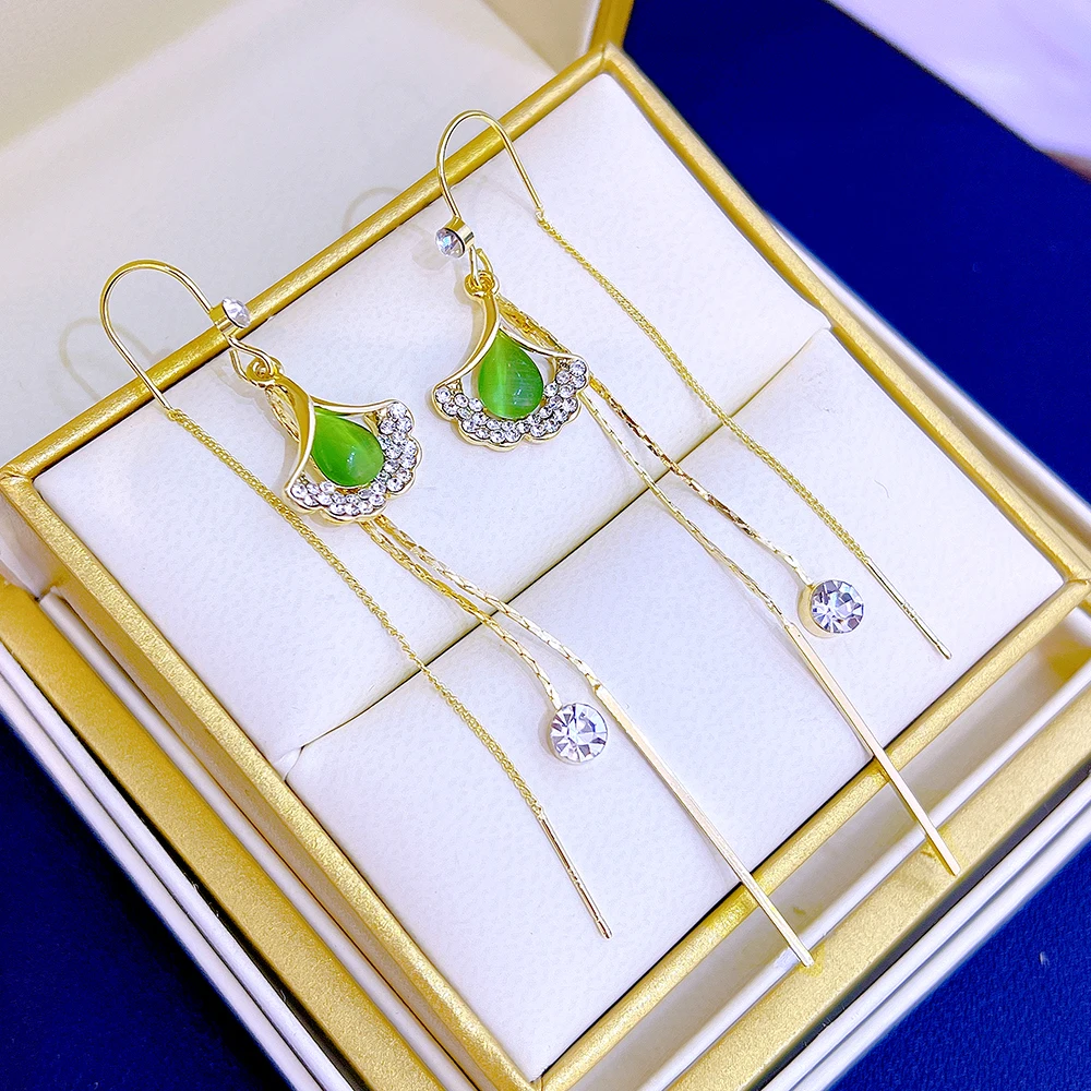 

серьги Ear line 925 Silver needle Retro Simplicity Light luxury green flower earring Niche brands women gift wholesale jewelry