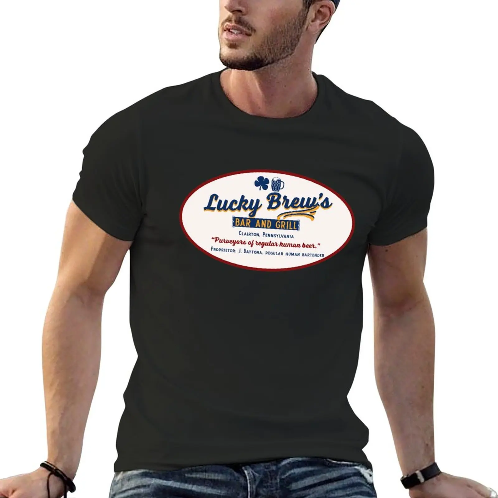 Бар и гриль Lucky Brew. Футболка Джеки Дейтона из того что мы делаем в тени винтажные