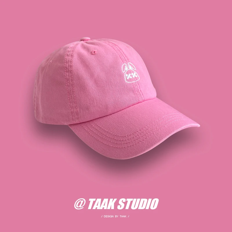 Рисунок 2 - Женская Кепка с вышивкой