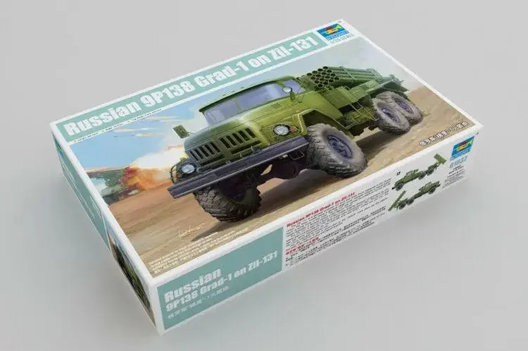 Трубач 1/35 01032 Русский 9П138 Град-1 на Zil-131 Модельный комплект