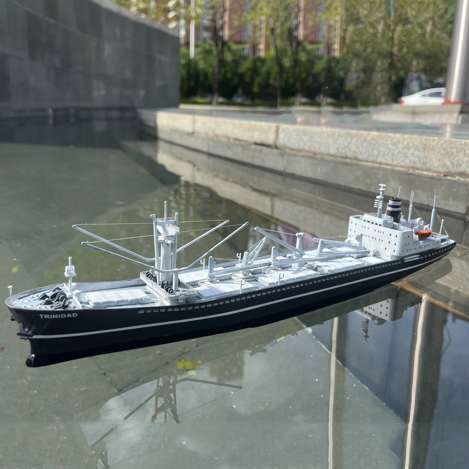 Фото 1/450 Радиоуправляемая лодка 38 см TRINIDAD Ocean Freighter Лодка с дистанционным управлением Динамический светильник с дистанционным управлением Радиоуправляемая лодка Модель RTR Игрушка для мальчика в подарок №1