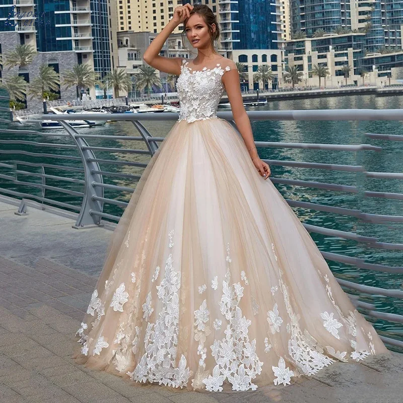 

Elegant Champagne Tulle Wedding Dresses Ball Gown Illusion Neck Cap Sleeves Lace Appliques Bridal Gowns Bride Robes De Soirée