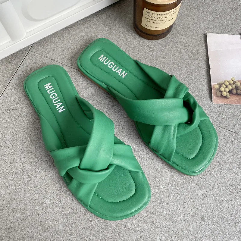 Fashion Ladies Open Toe Sandals 2022 Summer New Outer Wear Beach Slippers Square Root One Word Flat Slippers