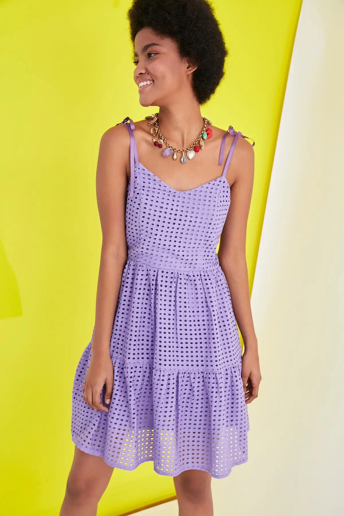 

Trendyol Brodeli Halter Dress TWOSS21EL2093