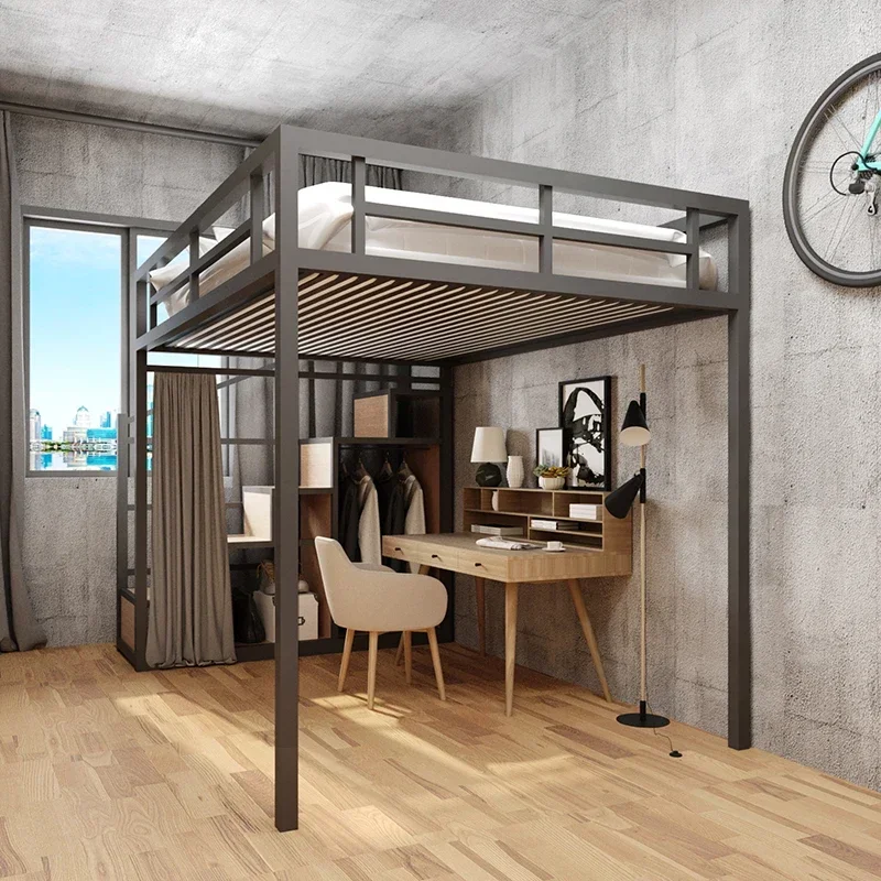 Двухъярусная кровать в второй этаже пустые листы стиле лофт из кованого железа