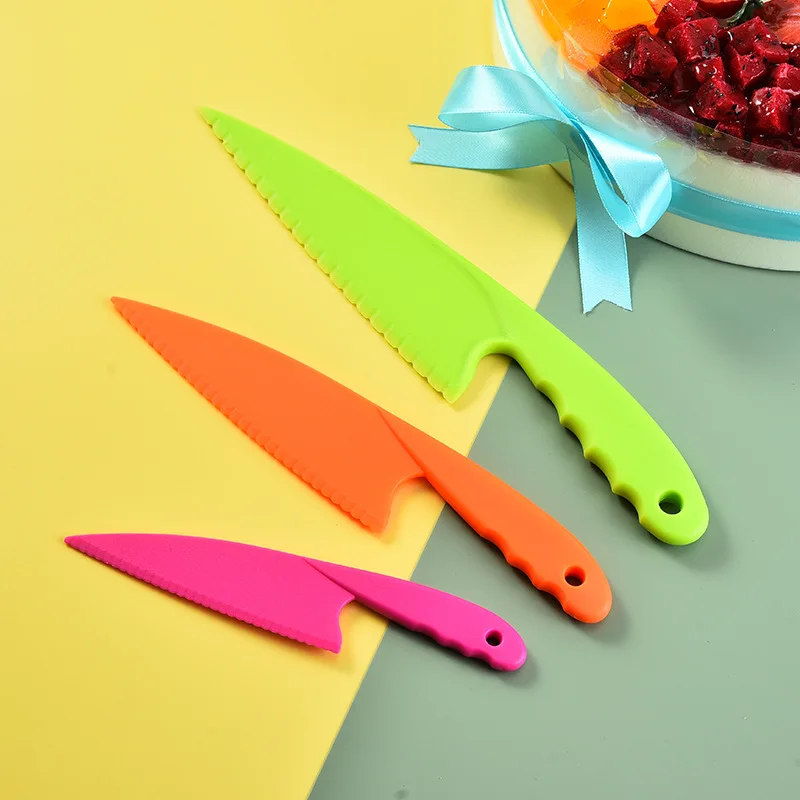 

Cake Bread Knives Lettuce Kitchen Knife Kids Chef Cooking Knive Plastic Fruit Knife Safe Children Paring Knives Sawtooth Cutter
